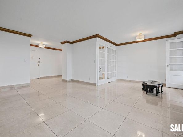 138-10 Franklin Avenue 12A, Flushing NY 11355