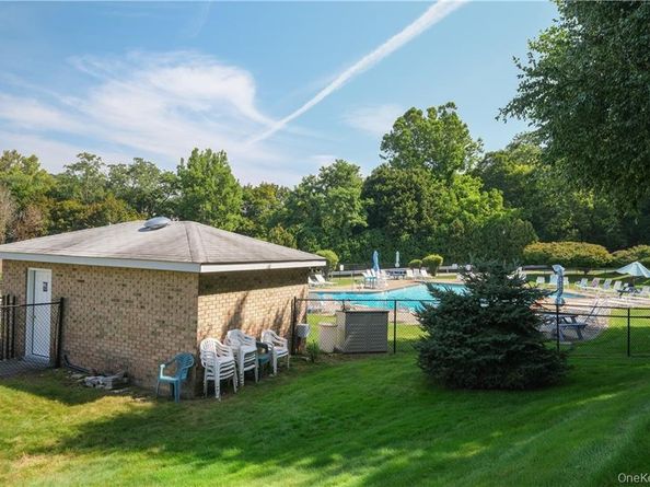1840 Crompond Road 7B3, Peekskill NY 10566