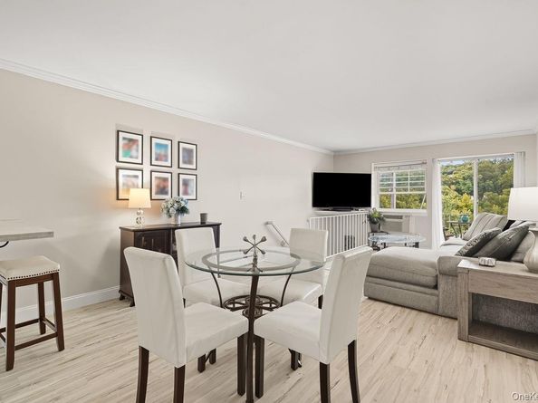 1840 Crompond Road 7B3, Peekskill NY 10566