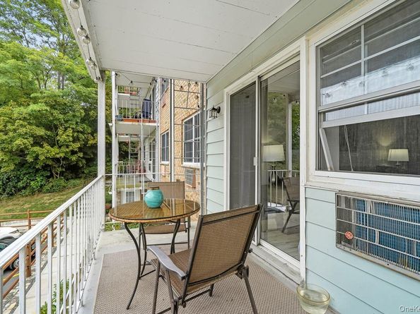 1840 Crompond Road 7B3, Peekskill NY 10566
