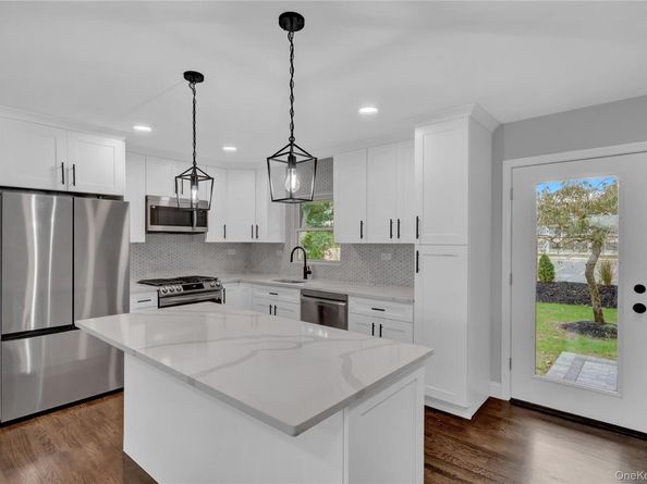 14 Taylor Avenue, Centereach NY 11720