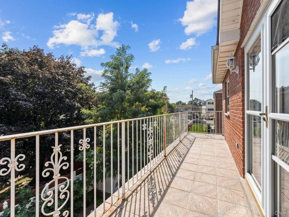 1514 Bayview Avenue, Bronx NY 10465