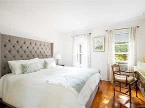 15 Bayside Avenue, Oyster Bay NY 11771