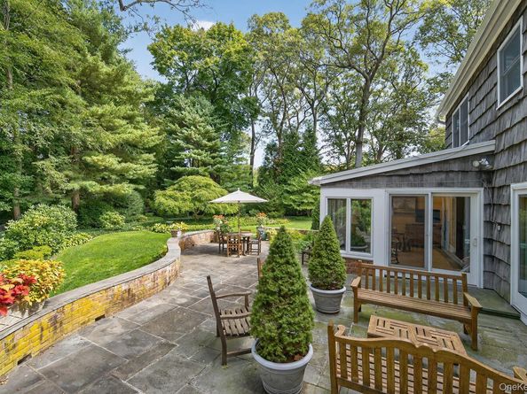 135 Piping Rock Road, Locust Valley NY 11560