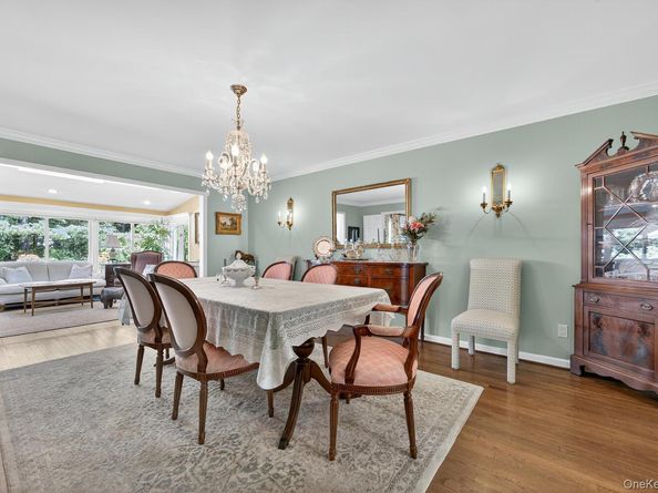 135 Piping Rock Road, Locust Valley NY 11560