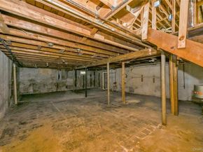 52 Kuhl Avenue, Hicksville NY 11801