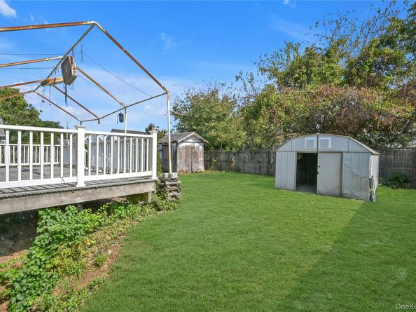 52 Kuhl Avenue, Hicksville NY 11801