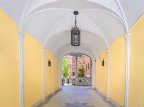 31 Pondfield Road W 63, Bronxville NY 10708