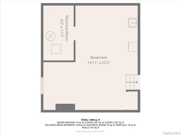 15 Alma Lane, Plainview NY 11803