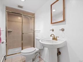 15 Alma Lane, Plainview NY 11803