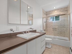 15 Alma Lane, Plainview NY 11803
