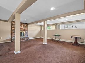 15 Alma Lane, Plainview NY 11803