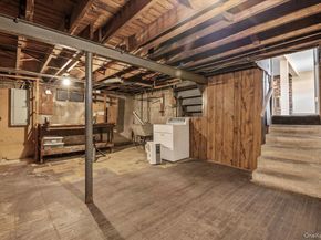 15 Alma Lane, Plainview NY 11803
