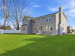 23 Cove Lane, Levittown NY 11756