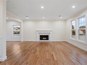 23 Cove Lane, Levittown NY 11756