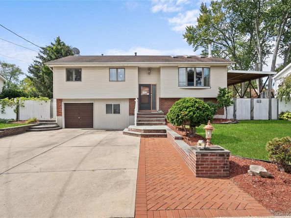 34 W 21st Street, Deer Park NY 11729