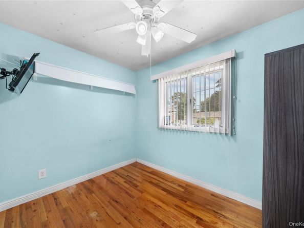 34 W 21st Street, Deer Park NY 11729