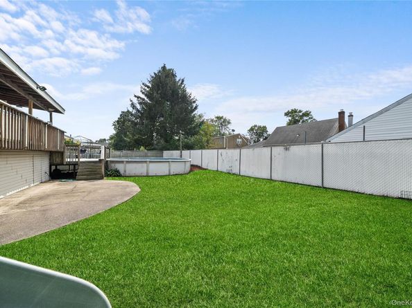 34 W 21st Street, Deer Park NY 11729