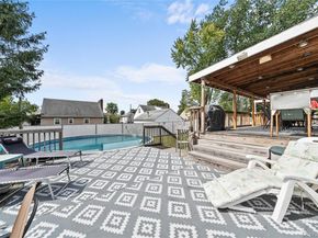 34 W 21st Street, Deer Park NY 11729