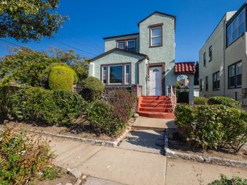 135-01 232 Street