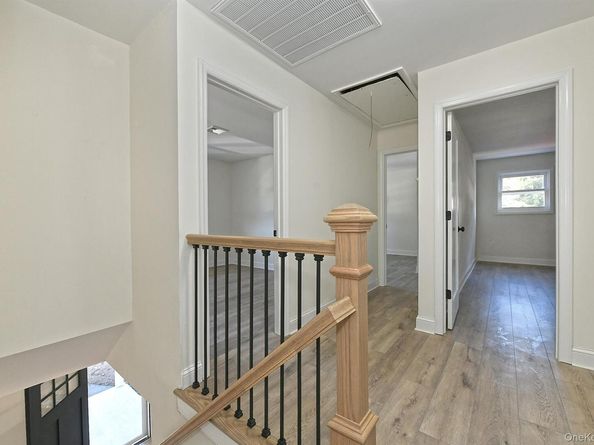 11 Cayuga Avenue, Deer Park NY 11729