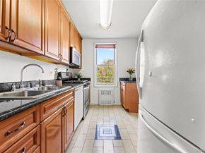 150-15 79th Avenue 6K, Kew Garden Hills NY 11367