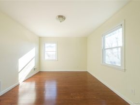 1320 Mamaroneck Avenue, Mamaroneck NY 10543