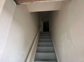 104 Weeks Road, North Babylon NY 11703