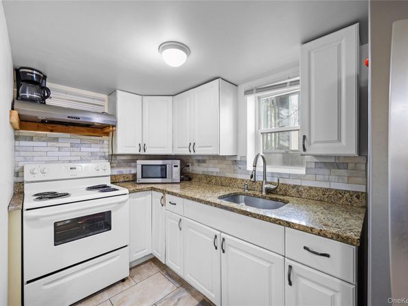 50 S 30th Street, Babylon NY 11798