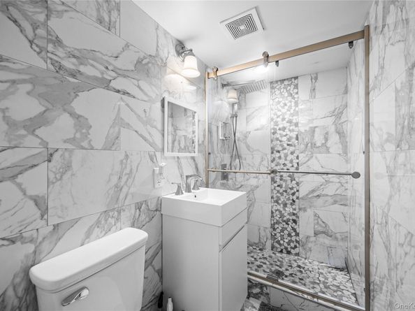 50 S 30th Street, Babylon NY 11798