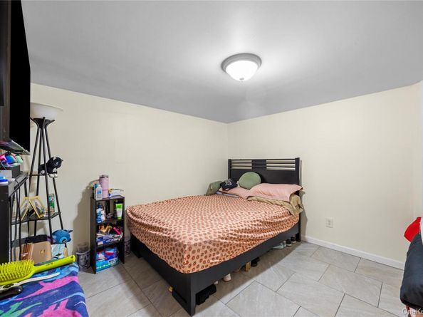 50 S 30th Street, Babylon NY 11798