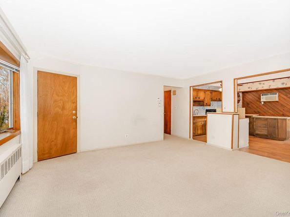 242 N Pine Street, Massapequa NY 11758