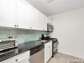 251 W Broadway 306, Long Beach NY 11561