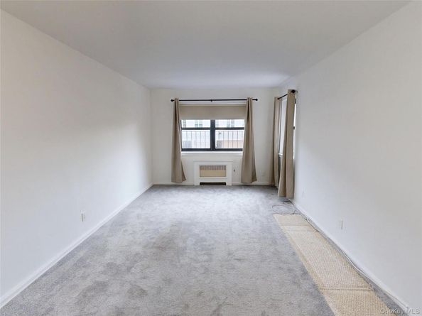 61 White Oak Street 3A, New Rochelle NY 10801