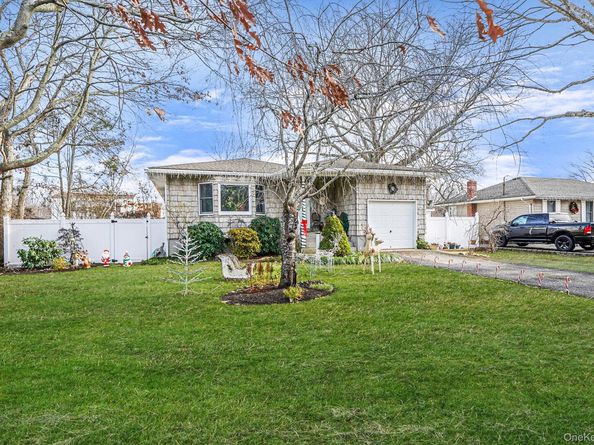 275 N Titmus Drive, Mastic NY 11950