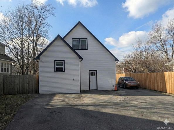 27 Brook Avenue, Bay Shore NY 11706