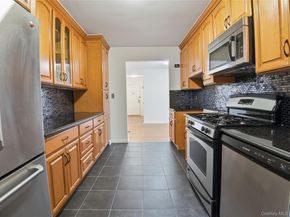 2090 Barnes Avenue 3G, Bronx NY 10462