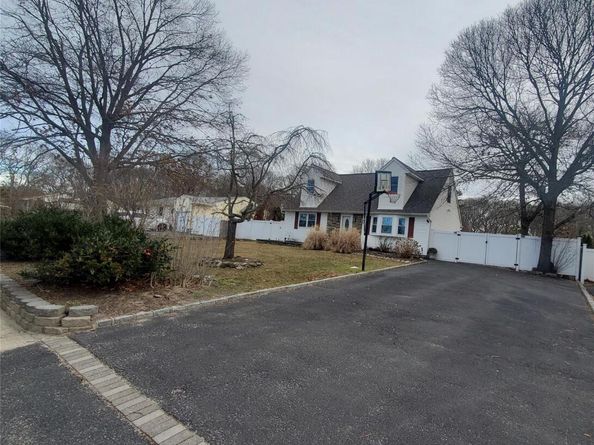 117 N Coleman Road, Centereach NY 11720