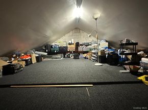 158-18 Cross Island  Parkway Parkway 68, Whitestone NY 11357