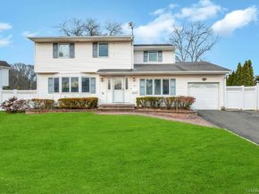 7 Carto Circle, Deer Park NY 11729