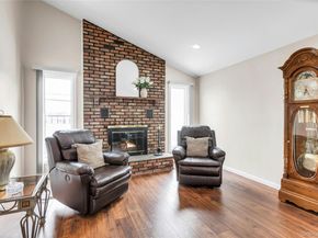 360 Locust Avenue, Oakdale NY 11769