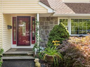 7 Junior Drive, Ronkonkoma NY 11779