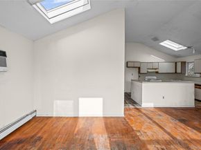 259 W Hudson Street, Long Beach NY 11561