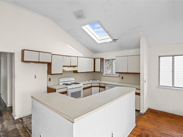 259 W Hudson Street, Long Beach NY 11561