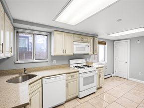 259 W Hudson Street, Long Beach NY 11561