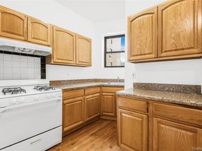 1608 Amsterdam Avenue 4B, New York (Manhattan) NY 10031