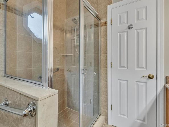 119 Autumn Drive, Plainview NY 11803