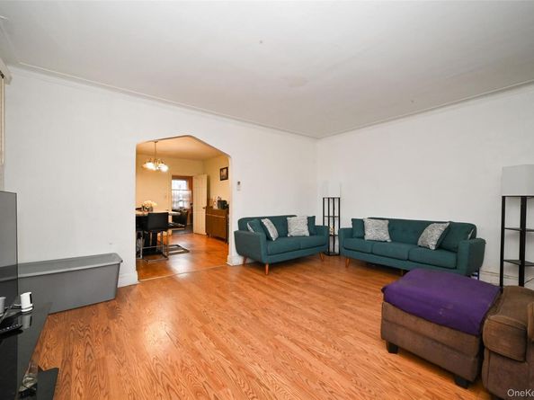 134-21 229th Street, Laurelton NY 11413