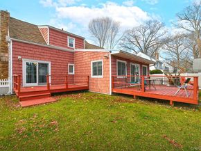 60 Connecticut Avenue, Freeport NY 11520