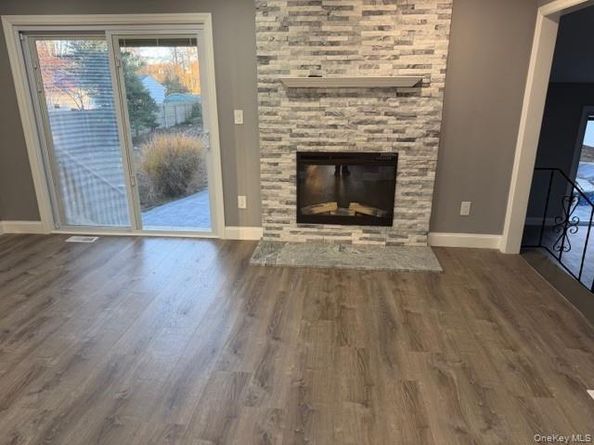 95 Muncie Road, West Babylon NY 11704